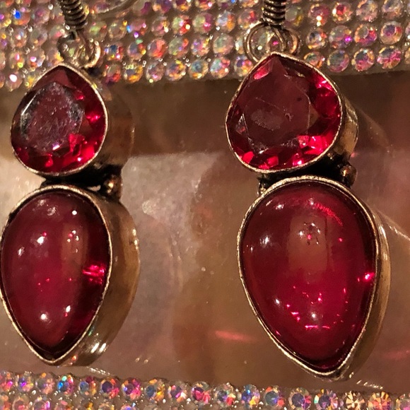 Red Onyx Silver Earrings - Picture 5 of 8